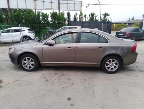  VOLVO S80 BERLINA 