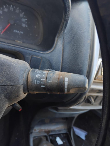 MANDO LIMPIA Nissan Terrano II (R20)(02.1993->) Nissan Terrano II (R20)(02.1993->) 