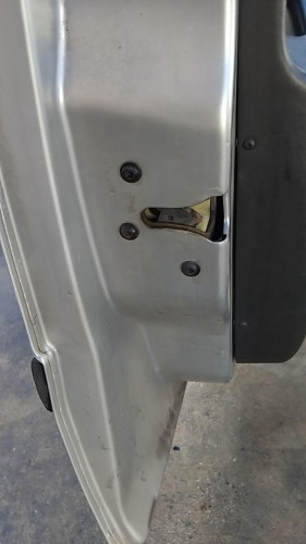 CERRADURA PUERTA DELANTERA IZQUIERDA Ford Focus Berlina (CAK)(1998->) FORD Focus Berlina (CAK)(1998->) 