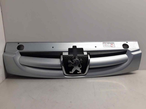 REJILLA DELANTERA Peugeot PARTNER (S2) 
