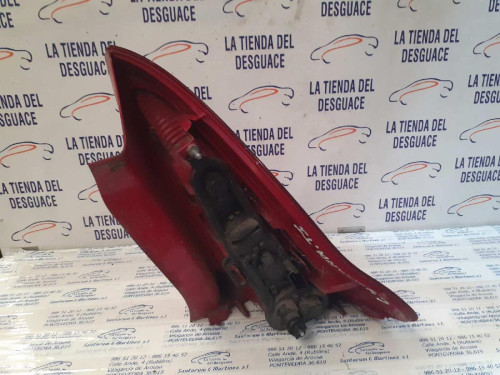  PILOTO TRASERO IZQUIERDO 