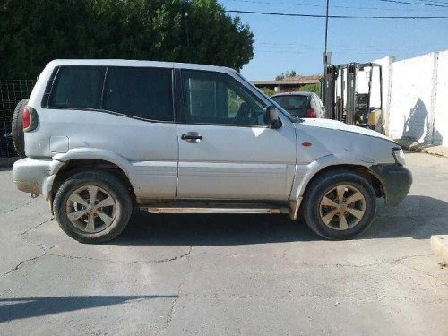  NISSAN TERRANO II (R20) 