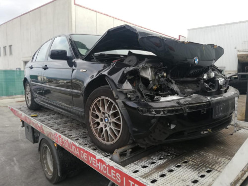 BMW SERIE 3 BERLINA (E46) — vehículo donante para recambios 