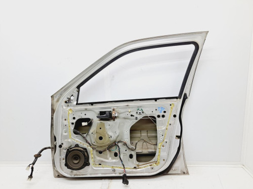 PUERTA DELANTERA DERECHA Nissan PRIMERA BERLINA (P11) 