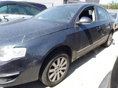VOLKSWAGEN PASSAT BERLINA (3C2)