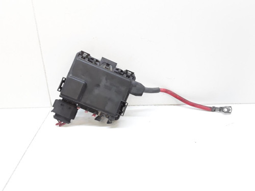 CAJA RELES / FUSIBLES Seat LEON (1M1) 