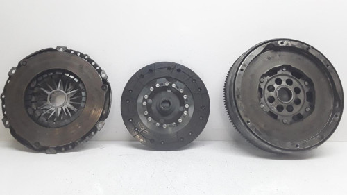 VOLANTE MOTOR Peugeot 307 BREAK / SW (S1)(04.2002) 