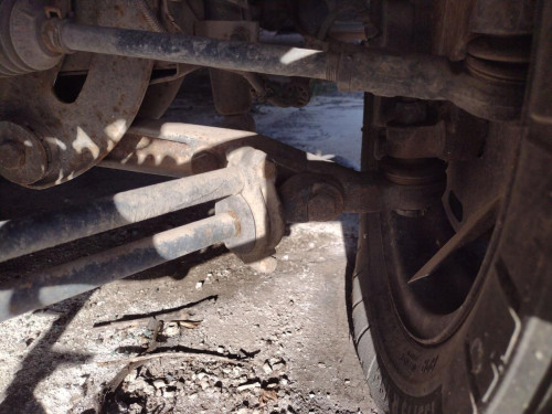 BRAZO SUSPENSION DELANTERO IZQUIERDO IVECO DAILY FURGÓN 