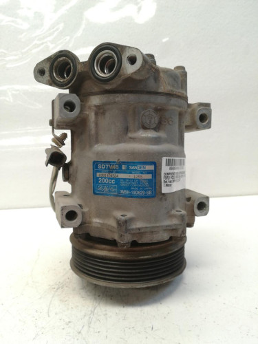  COMPRESOR AIRE ACONDICIONADO 