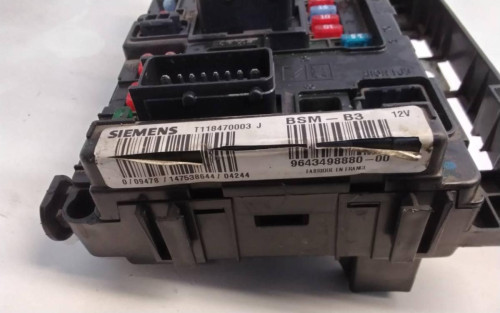 CAJA RELES / FUSIBLES Citroen C3 