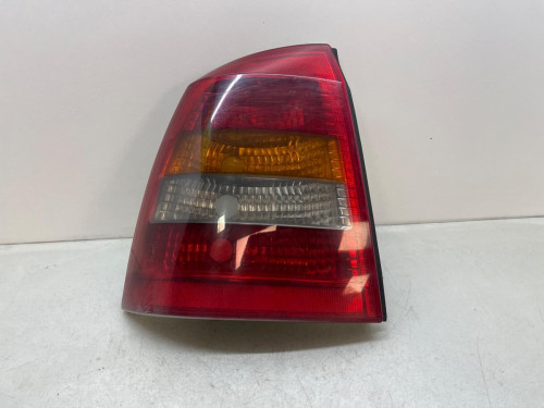 PILOTO TRASERO IZQUIERDO Opel ASTRA G BERLINA 