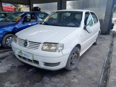 VOLKSWAGEN POLO III BERLINA (6N2)