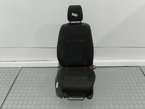  ASIENTO DELANTERO DERECHO FORD FOCUS BERLINA (CEW) 