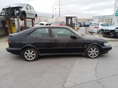 SAAB 900 BERLINA