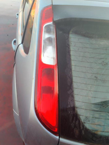  FORD FOCUS BERLINA (CAP) 