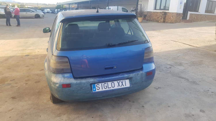 Volkswagen Golf IV Berlina (1J1)(10.1997->2004) SIN IDENTIFICAR