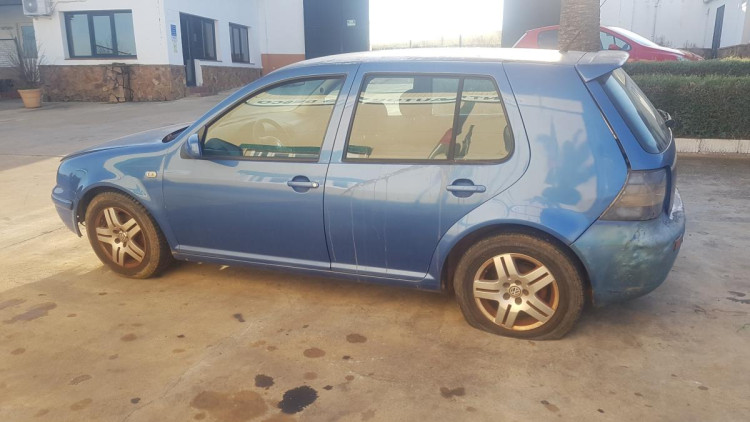 Volkswagen Golf IV Berlina (1J1)(10.1997->2004) SIN IDENTIFICAR