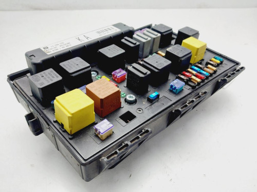 CAJA RELES / FUSIBLES Opel ASTRA H GTC 