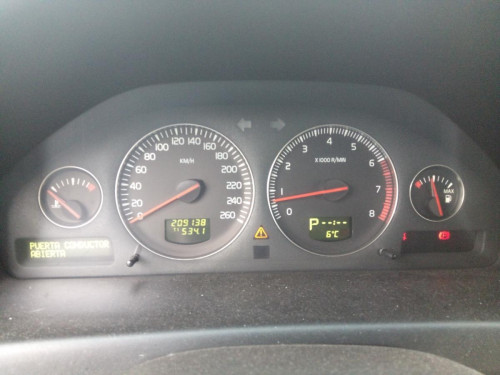  VOLVO S60 BERLINA 