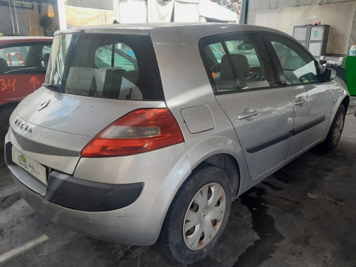  RENAULT MEGANE II BERLINA 5P 