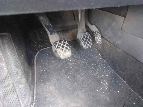 PEDAL EMBRAGUE Volkswagen POLO IV (9N3) 