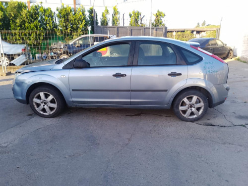  FORD FOCUS BERLINA (CAP) 