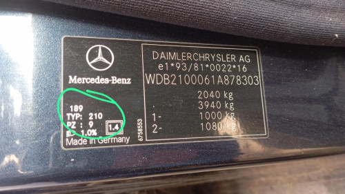  MERCEDES-BENZ CLASE E (BM 210) BERLINA 