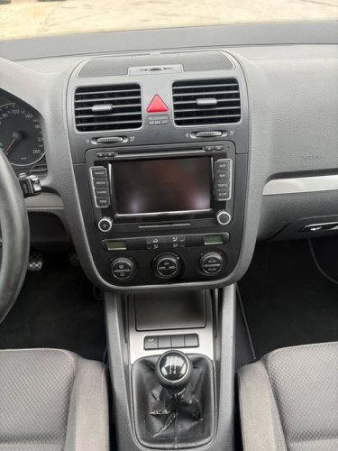 VOLKSWAGEN GOLF V (1K1)(10.2003) — автомобиль-донор на запчасти 
