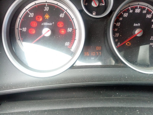  OPEL ASTRA H GTC 