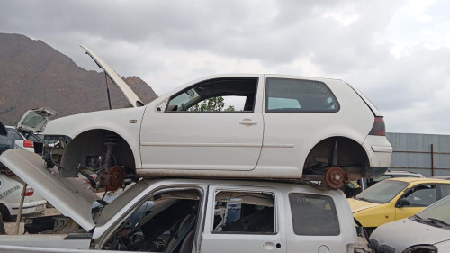 VOLKSWAGEN GOLF IV BERLINA (1J1)(10.1997) — Donor Vehicle for Used Parts 