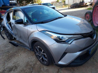 TOYOTA C-HR (X10)