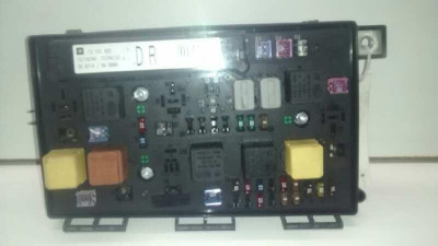CAJA RELES / FUSIBLES, OPEL, ASTRA H BERLINA