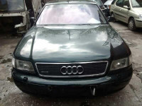 AUDI A8 (D2)