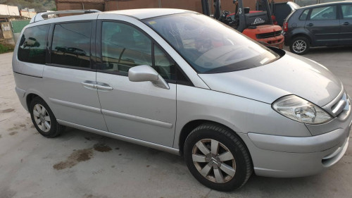  CITROEN C8 