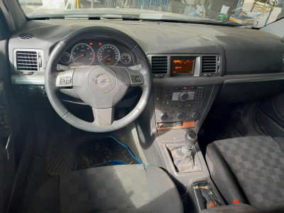 OPEL VECTRA C BERLINA
