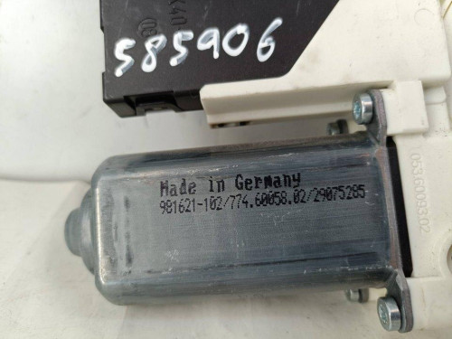 MOTOR ELEVALUNAS DELANTERO DERECHO Seat LEON (1P1) 