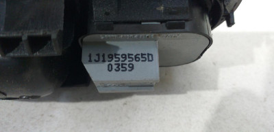 MANETA INTERIOR DELANTERA IZQUIERDA, VOLKSWAGEN, GOLF IV BERLINA (1J1)(10.1997)