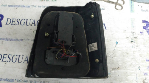  PILOTO TRASERO IZQUIERDO Volkswagen PASSAT VARIANT (3B5) 