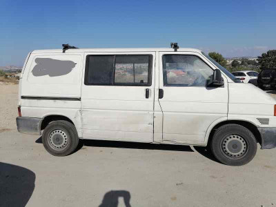 VOLKSWAGEN T4 TRANSPORTER