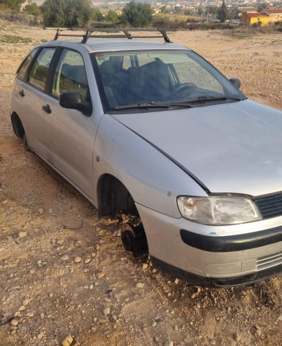 SEAT IBIZA (6K1) — автомобиль-донор на запчасти 