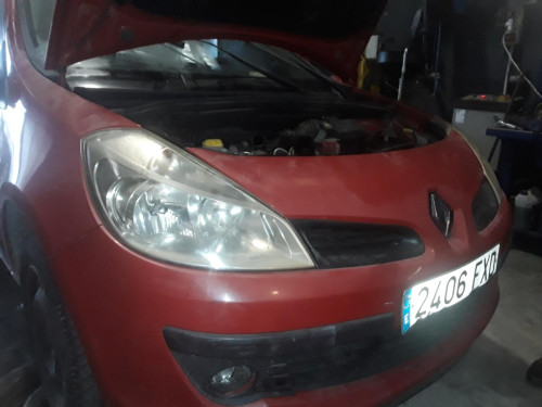  RENAULT CLIO III 