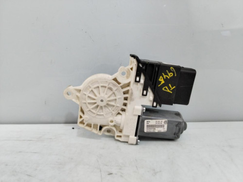 MOTOR ELEVALUNAS TRASERO DERECHO Volkswagen TIGUAN (5N1) 