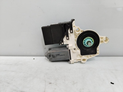 MOTOR ELEVALUNAS TRASERO DERECHO Volkswagen TIGUAN (5N1) 