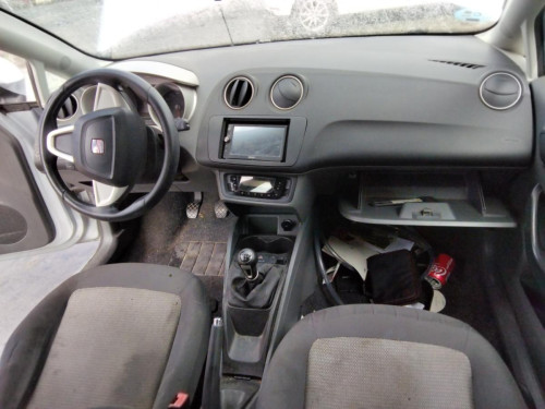  SEAT IBIZA BERLINA (6J5) 