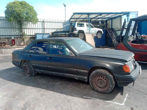  MERCEDES-BENZ CLASE 124 (BM 124) BERLINA 