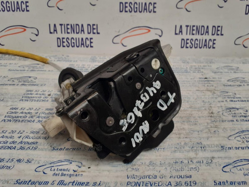  CERRADURA PUERTA TRASERA DERECHA 