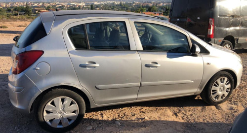 OPEL CORSA D — vehículo donante para recambios 