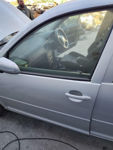 LUNA DELANTERA IZQUIERDA, VOLKSWAGEN, GOLF IV BERLINA (1J1)(10.1997)