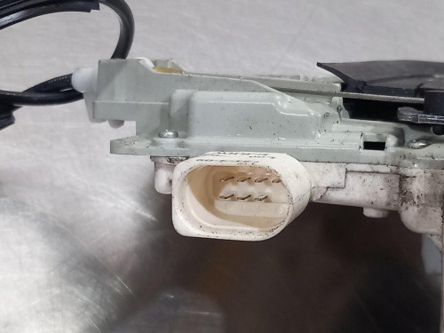  CERRADURA PUERTA TRASERA DERECHA AUDI A4 BERLINA (8K2) 