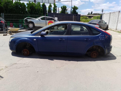 FORD FOCUS BERLINA (CAP)